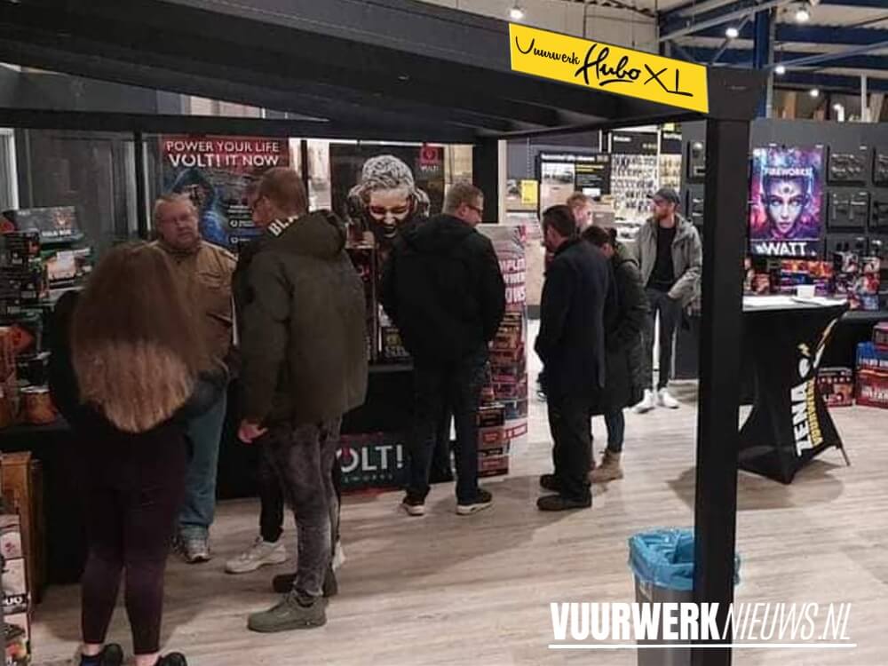 Hubo XL Vuurwerk Emmer-Compascuum freak winkel vuurwerk nieuws 2024