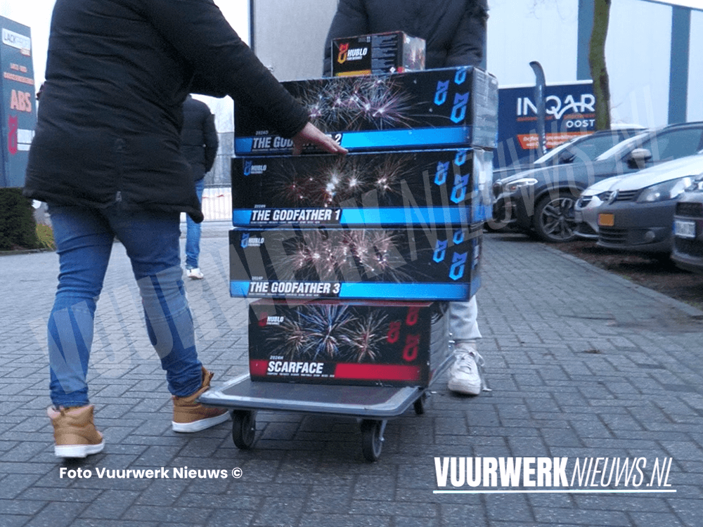 Hublo Fireworks Godfather is binnen 1 2 3 Vuurwerk feuerwerk Bad Bentheim HBL Fireworks Stockholmerstrasse 6 nieuws 2024